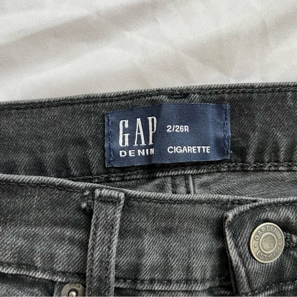 Gap Jeans - Picture 5 of 9